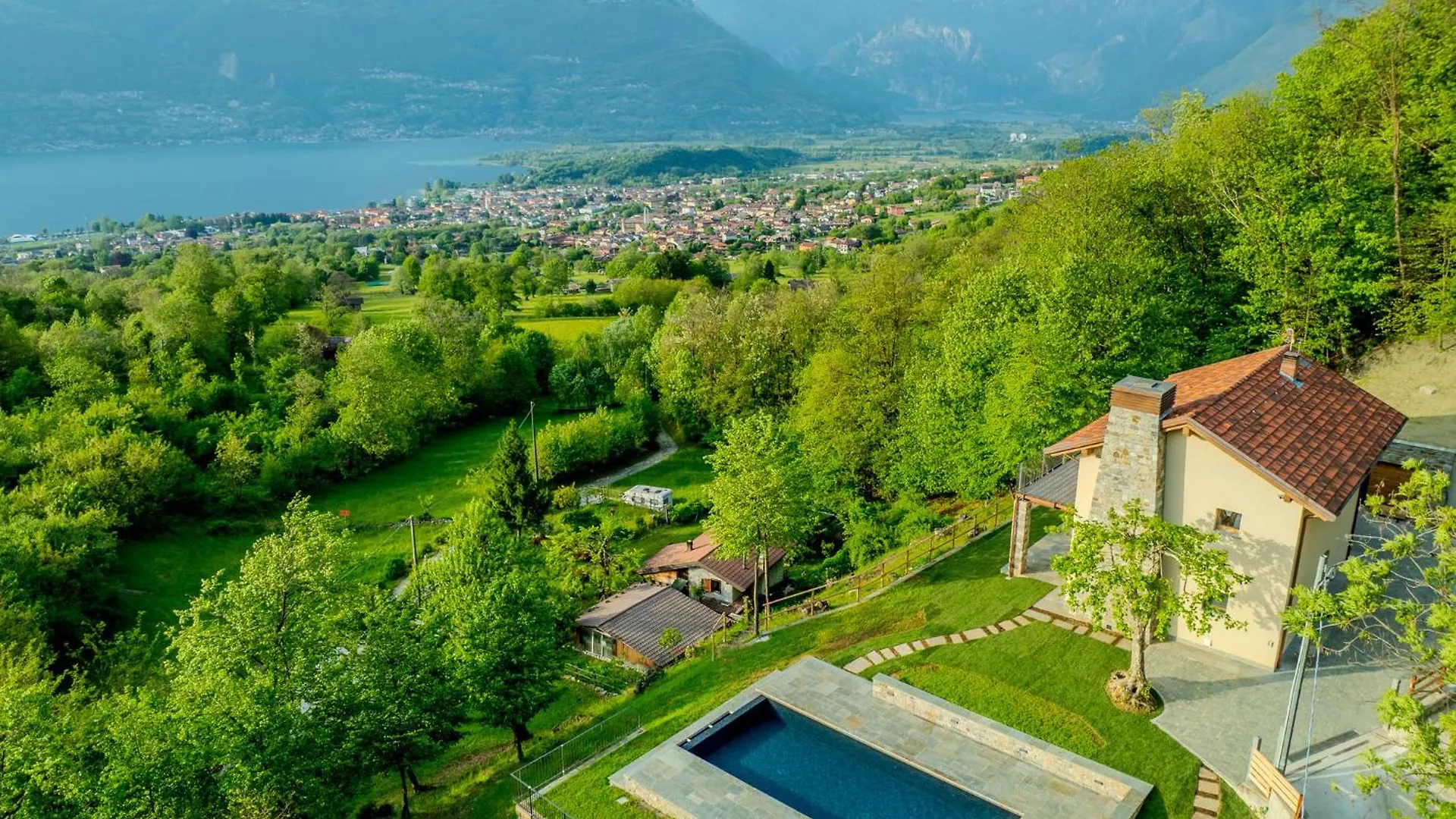 Villa Perlino Colico