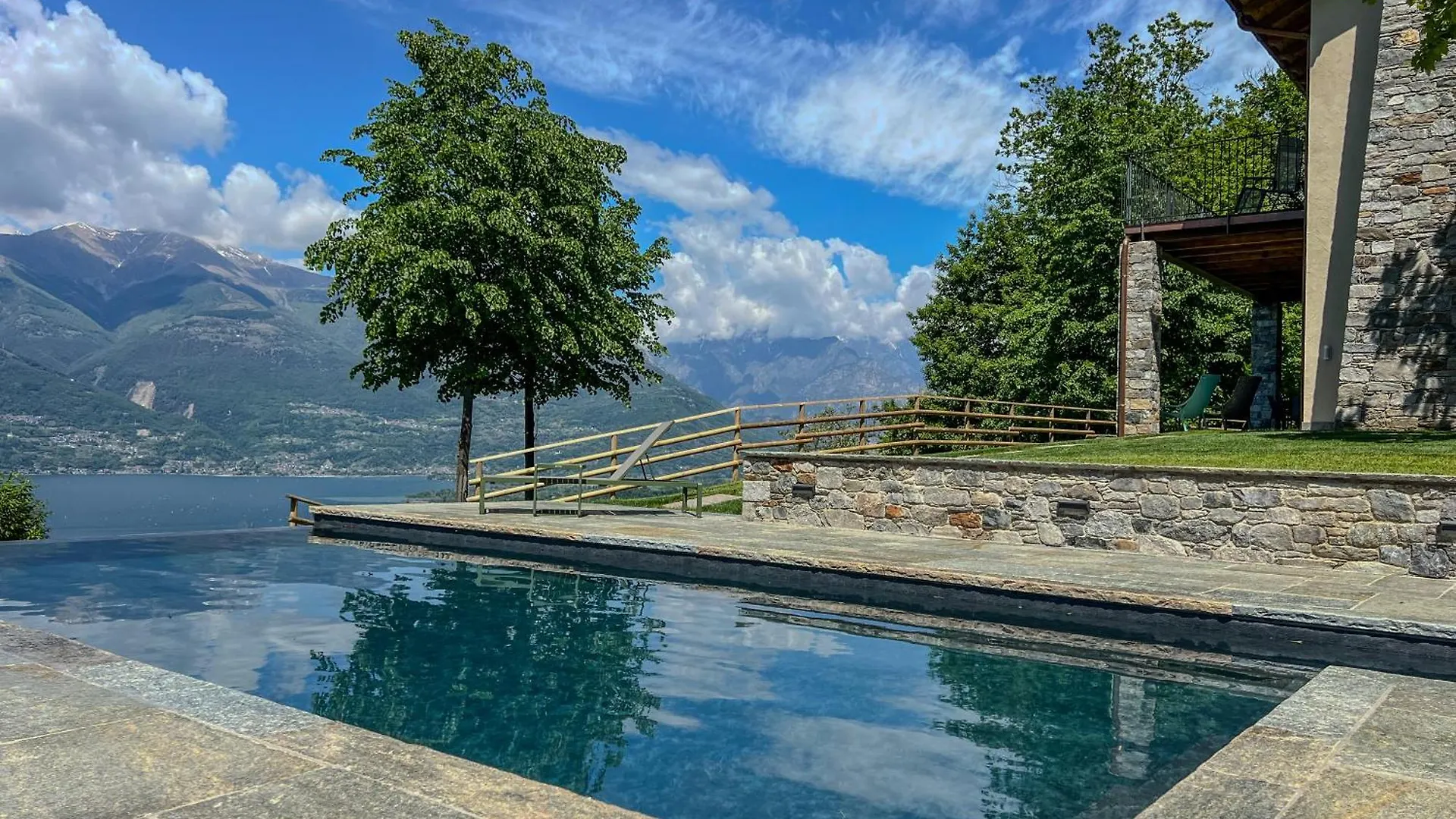 Villa Perlino Colico